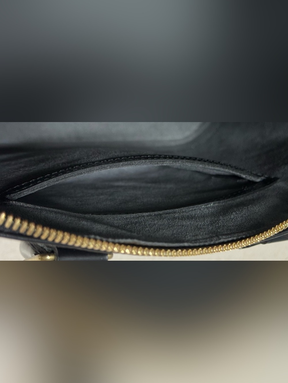 Louis Vuitton Alma PM Epi Textured Leather - Picture 15 of 16